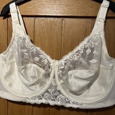 NEW LADIES UNDERWIRED BRA SIZE