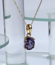 18 Inch 375 Gold Chain With Blueberry Quartz Pendant Unworn In Box