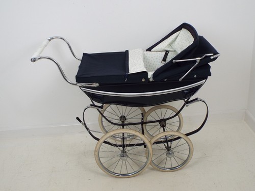 Silver cross coach built - silver,