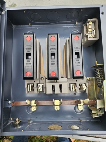 60kxtnc2f switchfuse tpn - 60kxtnc2f,