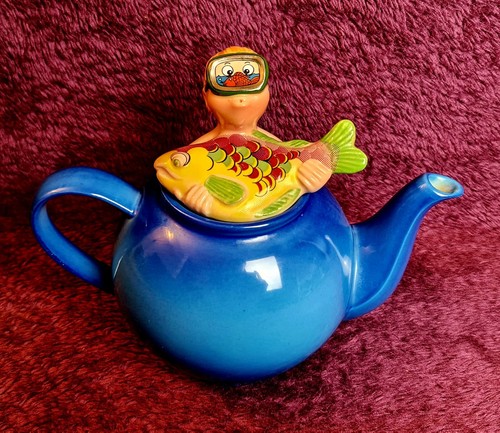 Cardew design diver teapot - design,