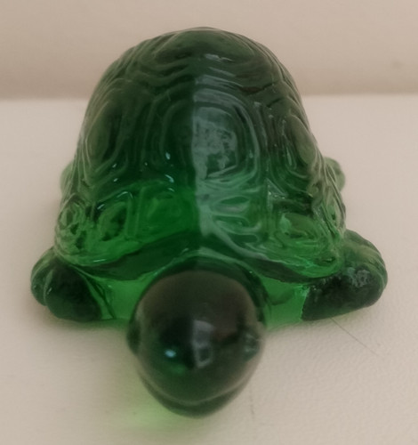 Green glass turtle - green,