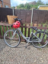 Women’s Giant Bike with Basket