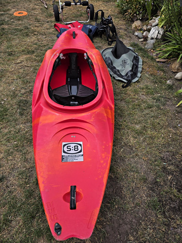 Pyranha single kayak - pyranha,