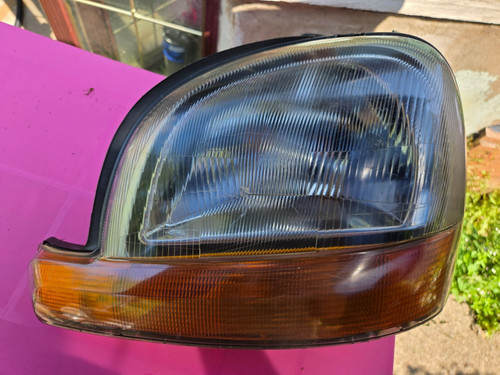 Renault kangoo headlight s - renault,