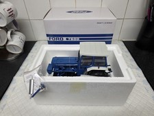 Universal Hobbies - Ford 7600