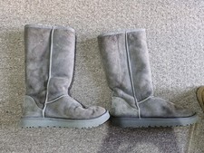 Genuine UGG Australia Long Boots UK 8.5 EU41 Grey Suede