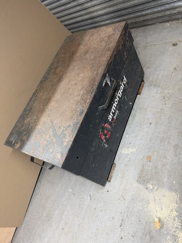 Van vault armorgard - vault,