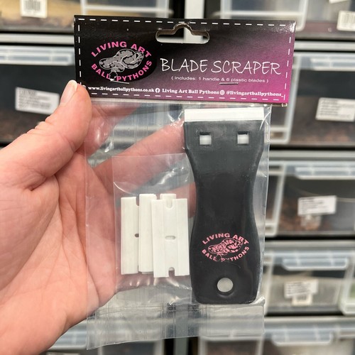 Reptile cleaning scraper - cleaning, tool