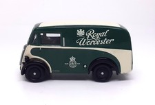 Corgi Morris J Type Royal Worcester Van Die Cast Green & Cream