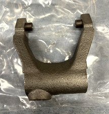 NEW TRIUMPH 2000 2.5 P I STAG CLUTCH RELEASE FORK