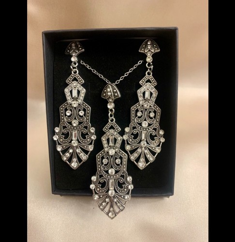 Art deco 1920s style earrings - art,
