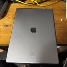 Apple iPad Pro 12.9" A1584 -