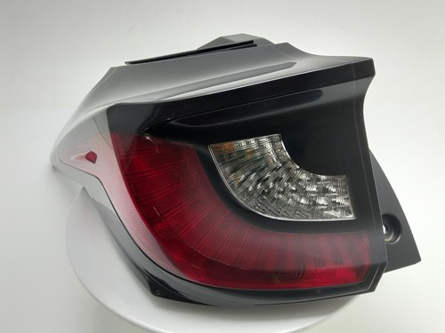 Toyota yaris tail light rear - tail,