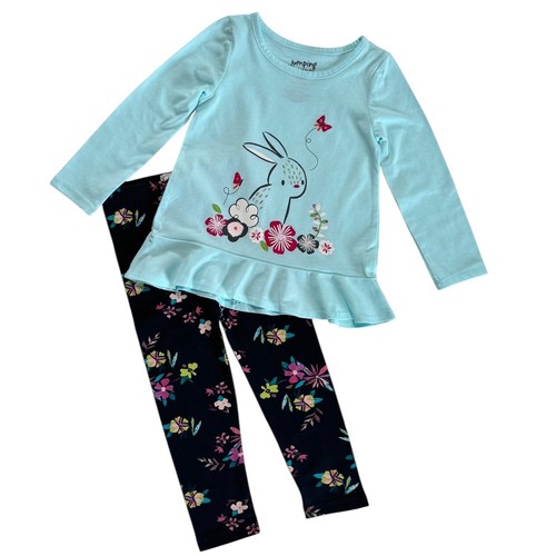 Jumping beans girl - jumping, 24m