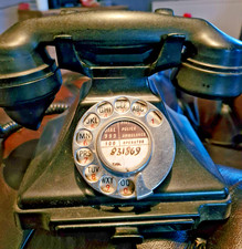 Vintage Pyramid bakelite telephone Art Deco Telephone 232 F