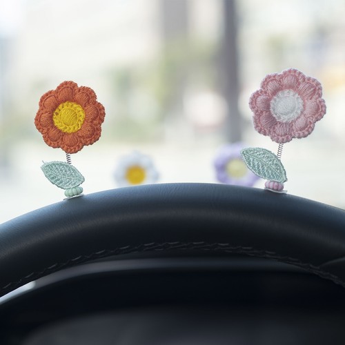 Pink shaking flower car - pink,