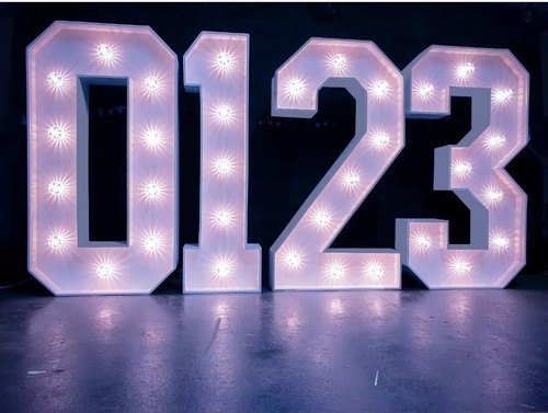 4ft light numbers marquee - up,