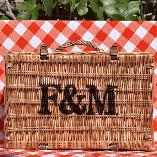 Fortnum mason m - &, f&m