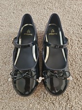 Girls Black Patent River