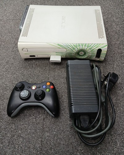 Microsoft xbox 360 arcade - microsoft,