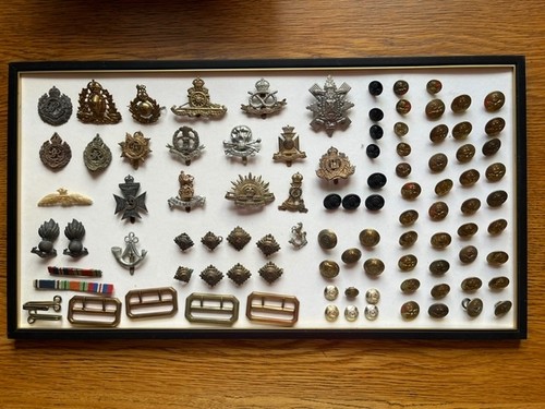 British cap badges button - 20,
