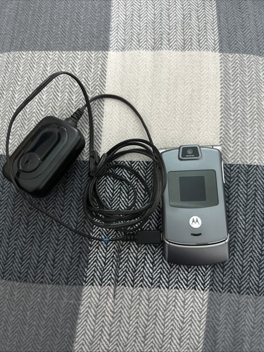 Motorola razr v3c silver - motorola,