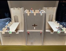 KNIGHTS CASTLE (WOODEN) WITH