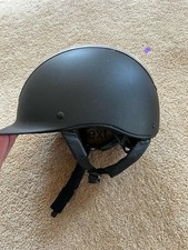 Uvex Suxxeed Riding Helmet – Small (55–56cm)