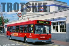 35mm Slide London United Dennis Dart SLF Plaxton DP54 T354PRH 2005 Orig