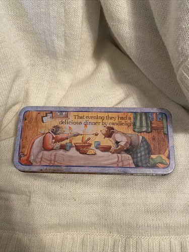 Brown bear pencil tin - brown,