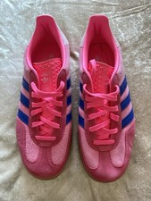 Adidas gazelle Women’s