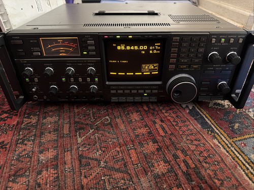 Icom r9000 communication - r9000,