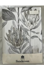 Brand New  SANDERSON  king