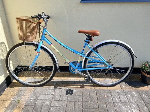 Ladies bicycle with basket - ladies,