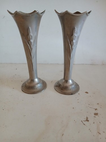 Pair vintage brass bud - pair,