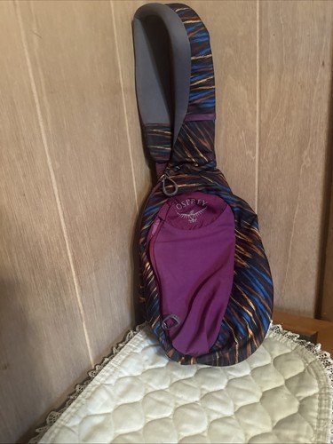 Purple patterned osprey - purple,