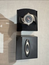 Oakley crush 2.0 Black Dial