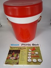 Vintage Rotho Melamine Stacking Picnic Set  - Four People setting