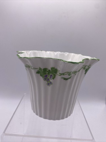 Shelley 8070 grapes tall - 8070,