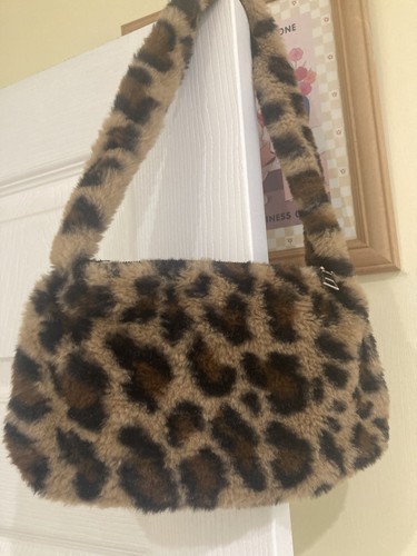 Small leopard faux fur - small,