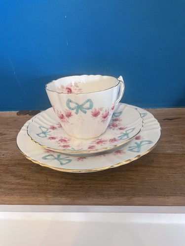 Royal albert bows ribbons - albert,