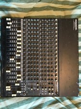 Mackie 1604 vlz pro 16 channel mixer