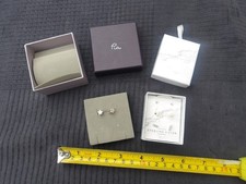 4 Pairs Stud Earrings - 3 x
