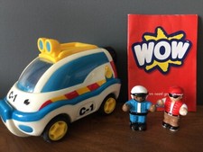WOW Toys Police Chase Charlie 04050 Push Along Toy Vehicle + 2 Figures + Booklet