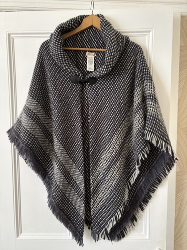 Phase eight poncho - eight,
