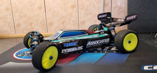 Associated b74 rc race - rc,