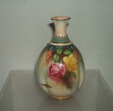 ROYAL WORCESTER HADLEY HAND