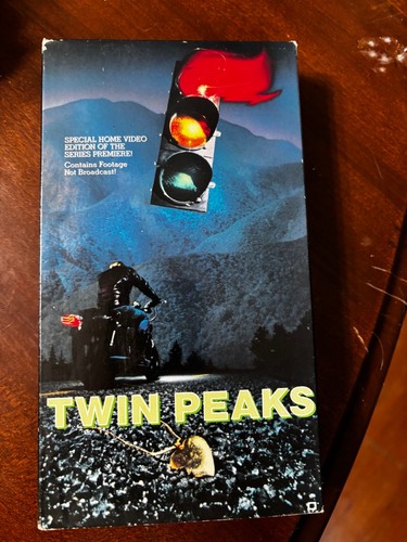 Twin peaks special home video - peaks,
