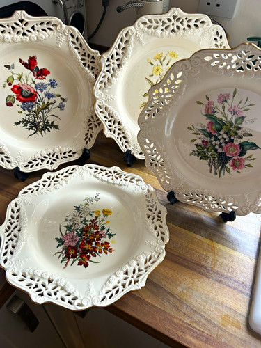 Royal creamware the - creamware, floral